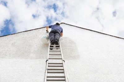 Peinture extérieure à Monsteroux-Milieu — façades et ravalement
